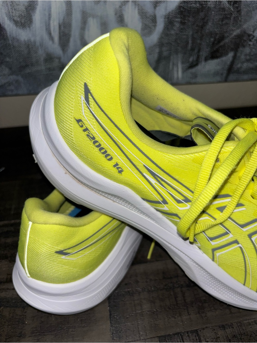 ASICS GT-2000 Neon Yellow MENS SZ 11 - Picture 12 of 14